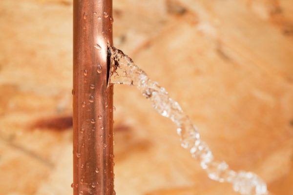 Residential Frozen Copper Plumbing Pipe Burst and Leak in Wheeling, IL