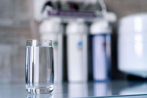 Reverse Osmosis Drinking Water in Glass near Wheeling, IL